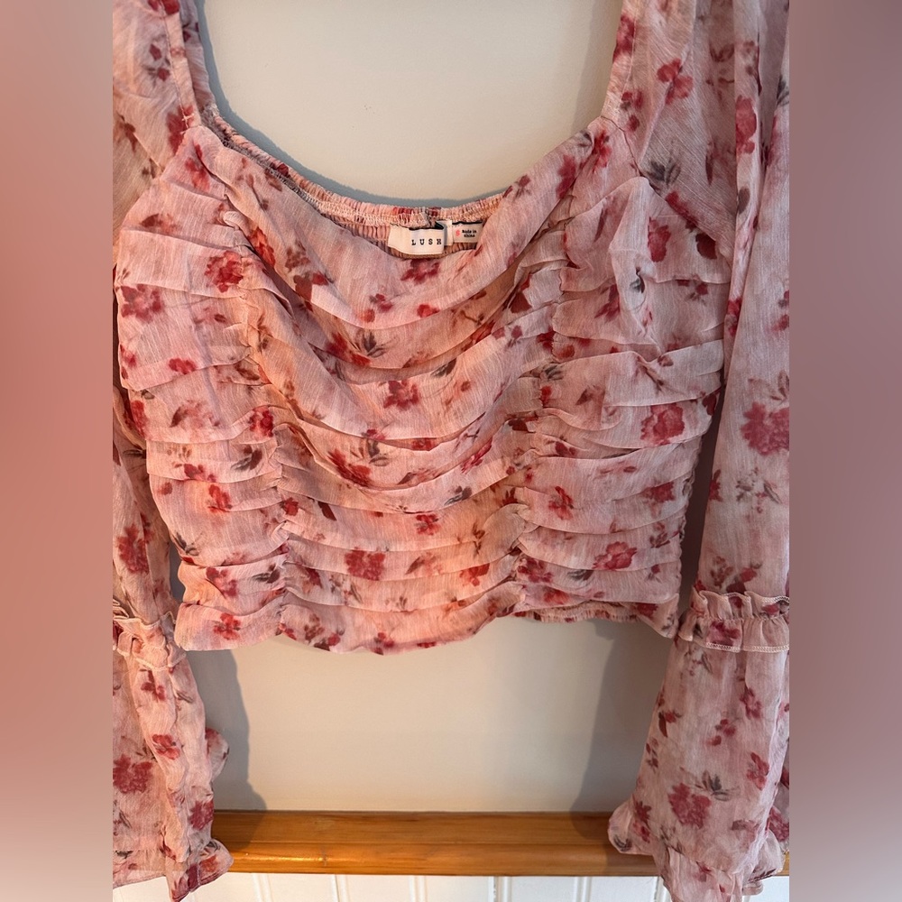 NWOT Lush top - Picture 3 of 8